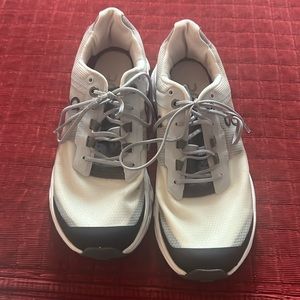 On Cloud Vista Size 7 Worn on the court